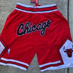 JUSTβ
DONπCHICAGO BULLSβ‘SHORTS
